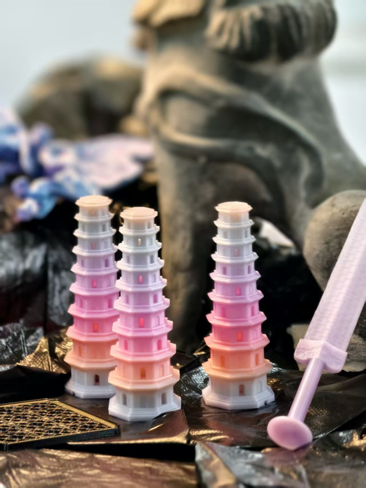 粉白渐变宝塔